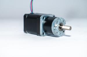 Quality 42mm Nema 17 Hybrid Stepper Motor With Gearbox 1.8° 1.7 A wholesale