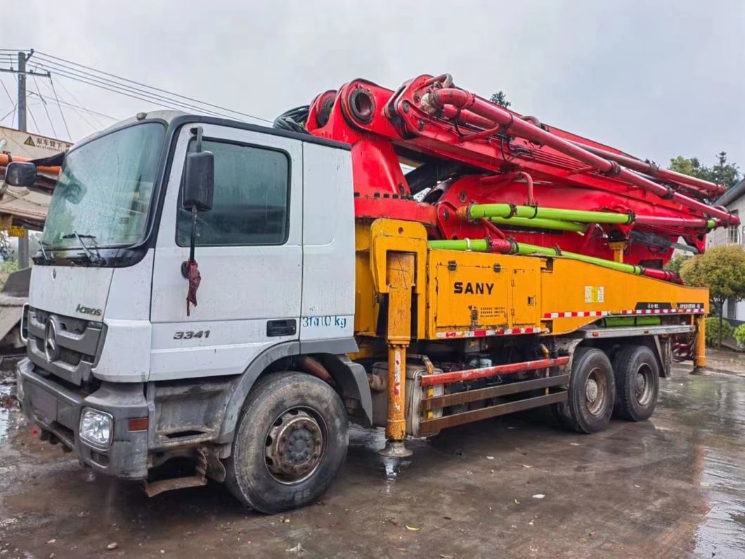 Sy Construction Equipment 43 Meter Concrete Pump with Benz Chassis