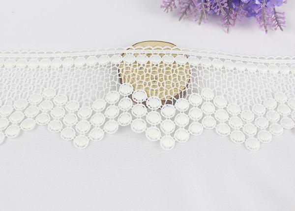 Water Soluble Floral White Guipure Lace Trim , 7.5cm Width Flat Vintage Lace