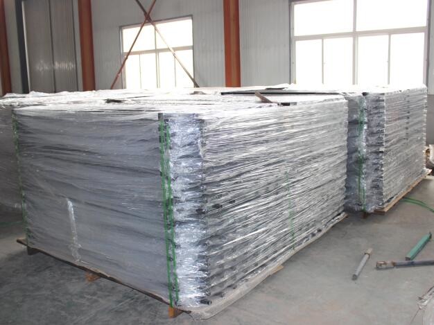 CE Powder Coated Pool Fencing , Anti Rust 1.8 M Pool Fence Panels