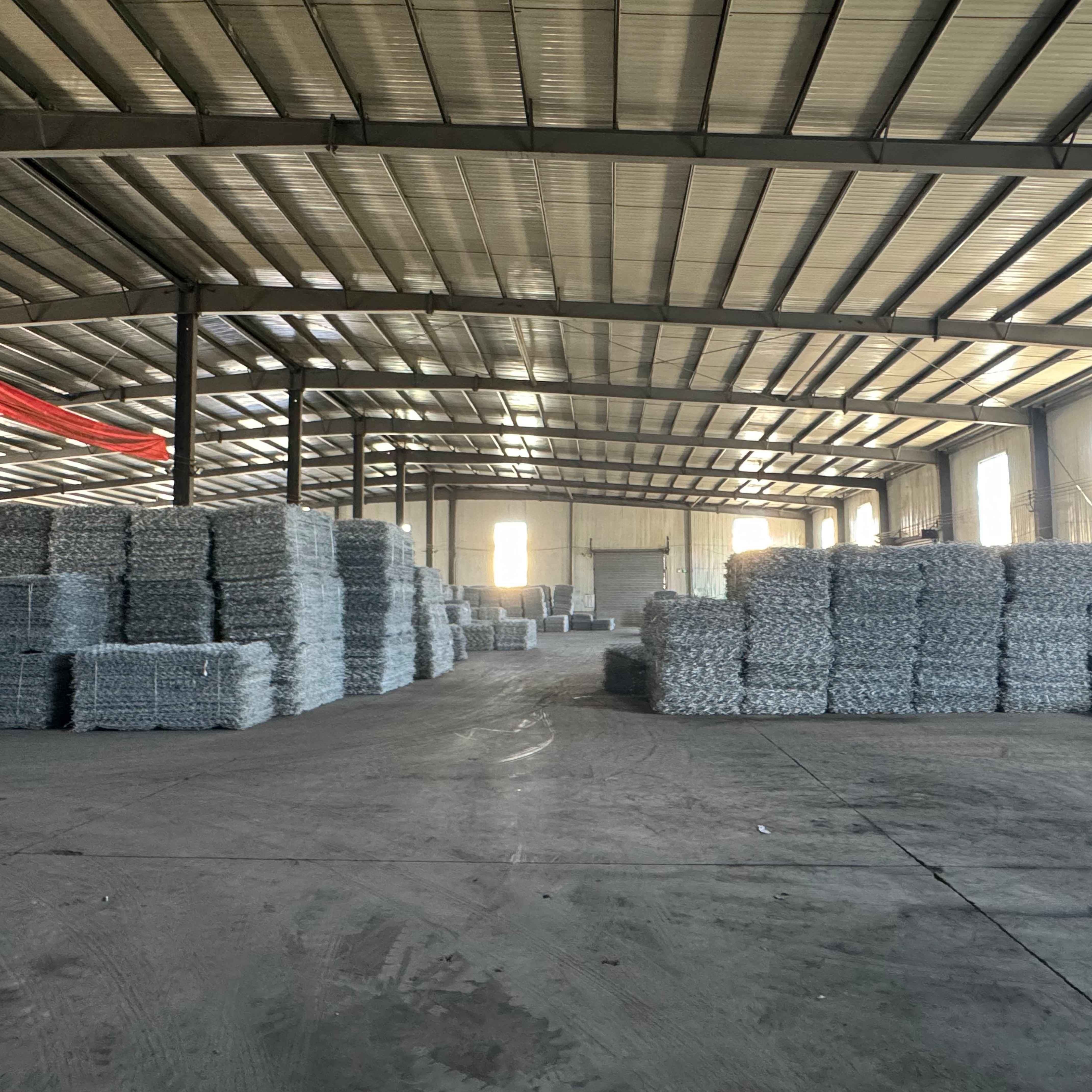 Heavy Duty Woven Gabion Baskets Galvanized Steel Mesh For Flood Control Retaining Walls