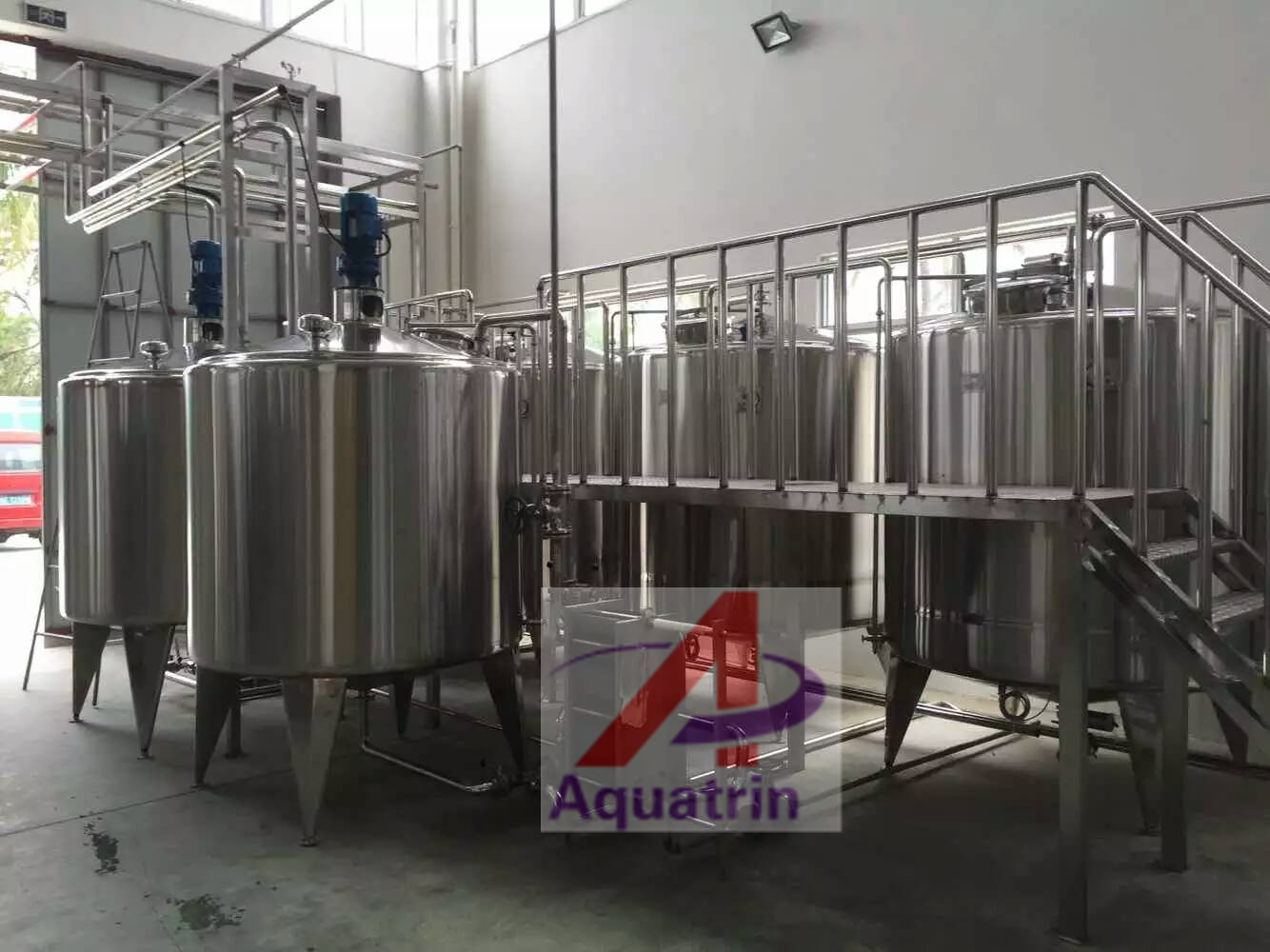High Precision 500ml Alcohol Filling Machine 1.5KW Alcohol Bottling Machine