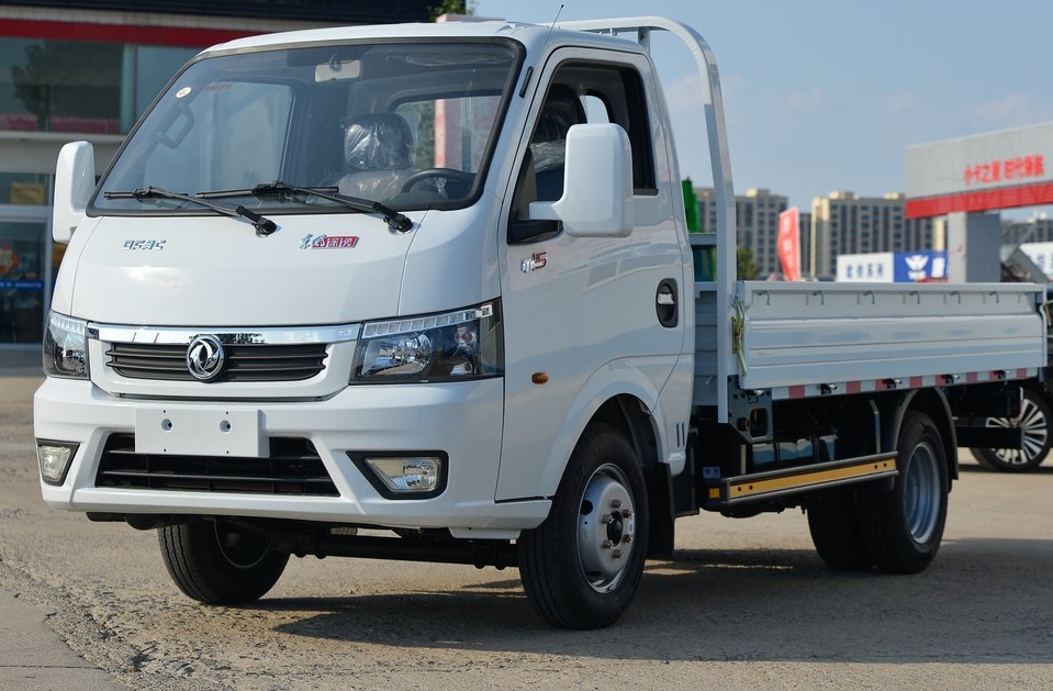 Normal Driver's Seat Double/Single Cabin 1.9t Loading Capacity Flat Cargo Truck with ESC