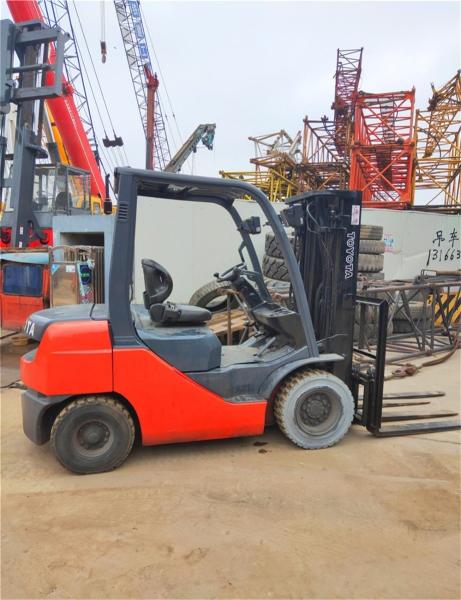 Used Orignal Japan Manufactured Toyota Fd25 Forklift Truck in Perfect Working