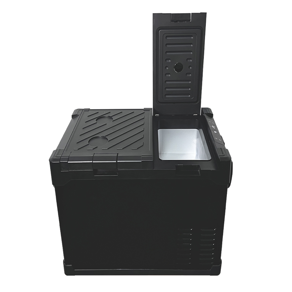 Defrost Type Manual Defrost 12/24V DC Portable Car Fridge for Outdoor Adventures