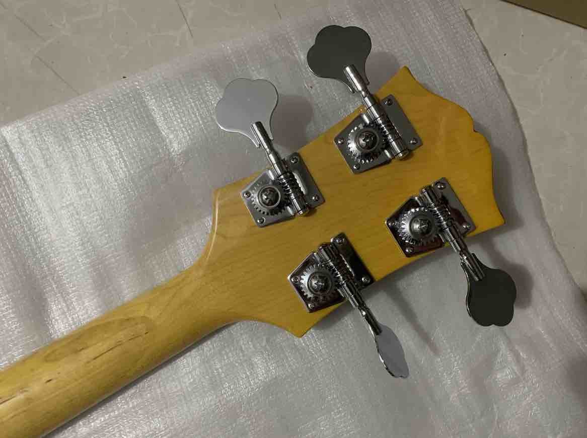 Custom 4 Strings RD Bass Guitar