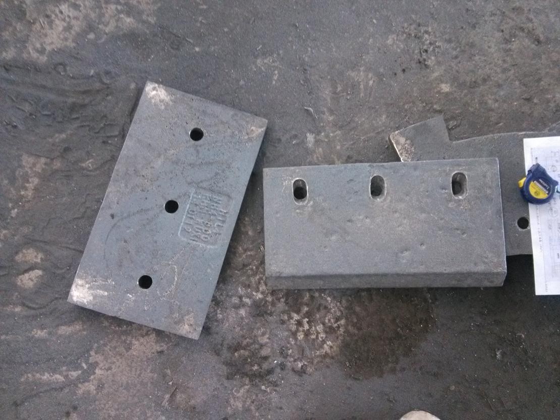 High Cr Wear-Resistant Castings Chute Lining Of White Iron Hardness More than HRC58