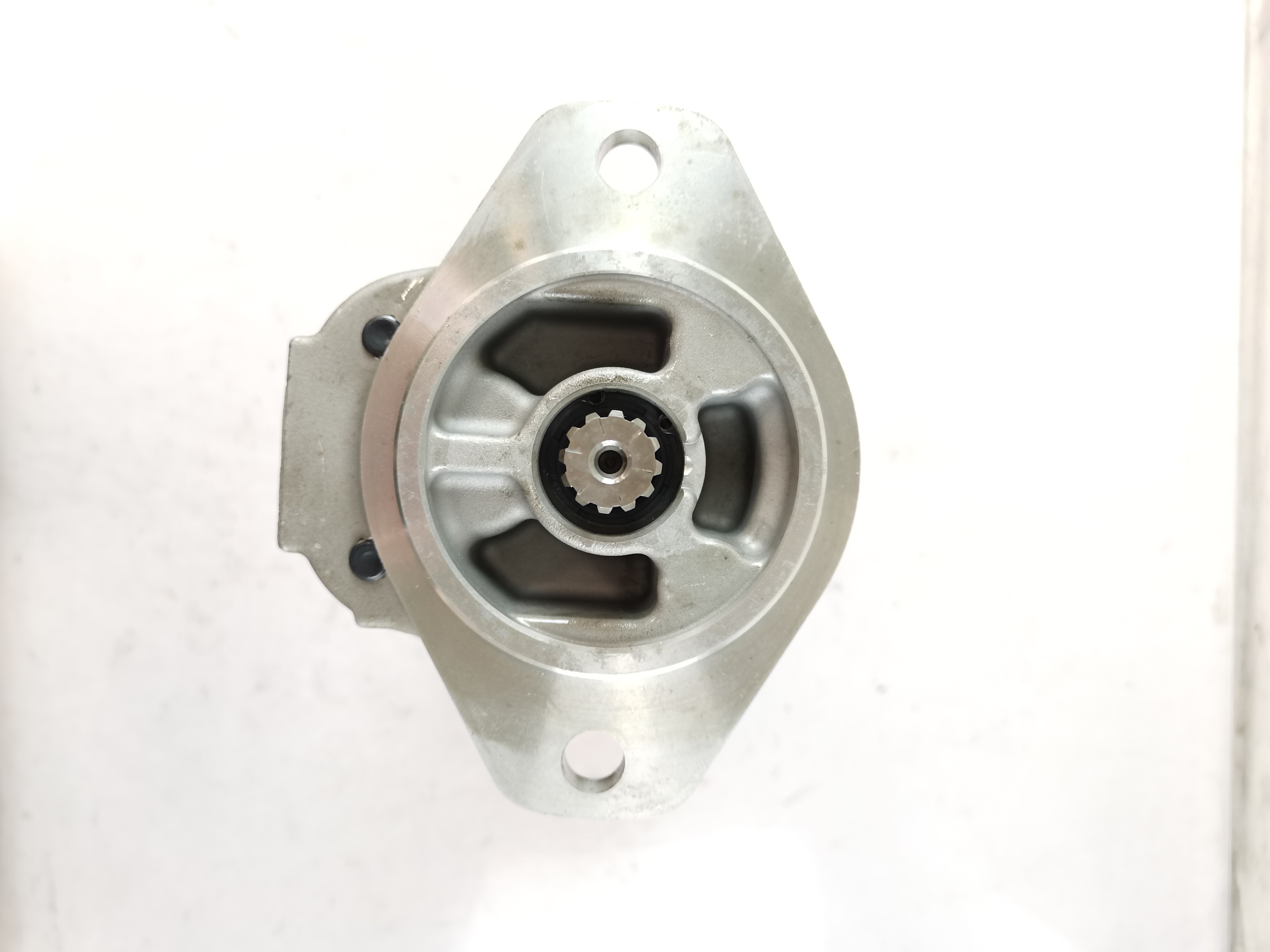 705-55-13020 Komatsu Crane Gear Pump LW100 SAL25+6+22 WEIGHT:14.352kgs