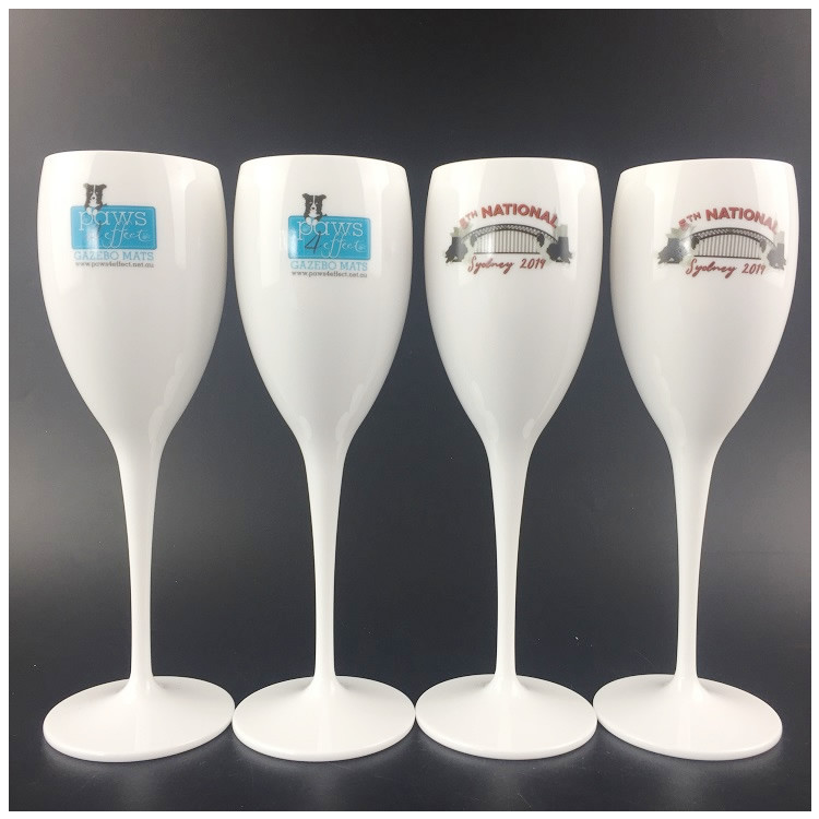 Classic 6oz Pink Plastic Champagne Glasses Veuve Clicquot Yellow Champagne Flutes