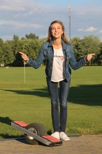 Quality Unfolding 1500w One Wheel Electric Skateboard 30 To 35km wholesale