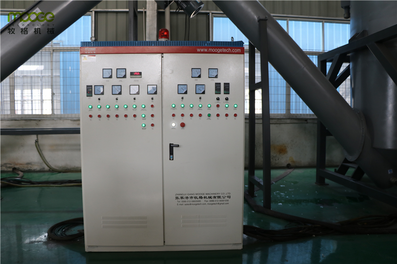 Dewatering Plastic Film Recycling Machine HDPE Washing Line 5000KG/H