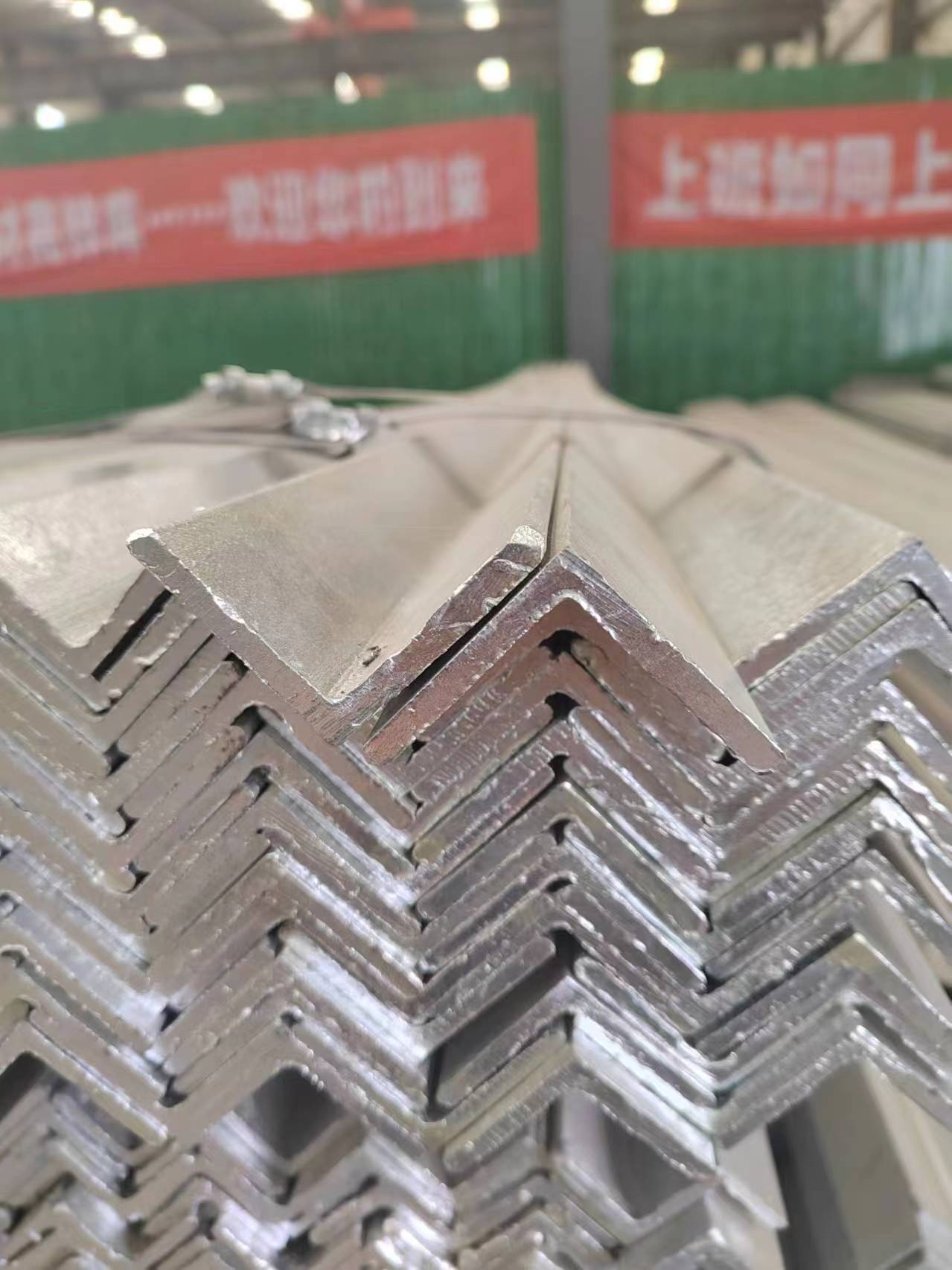 40 mm Low Carbon Steel Angle Steel for Building Structures Invoicing by Actual Weight