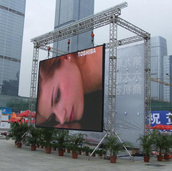 High Brightness Outdoor Rental Led Screen Displays With 43264 Dots/㎡ Physical
