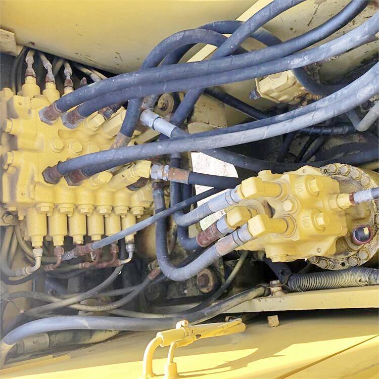 12 Ton Komatsu 120 Second-Hand Excavator with Perfect Performance and Original Color
