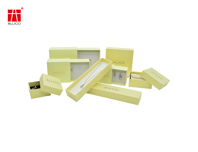 Green Cardboard Jewelry Gift Box Necklace Earrings Use SGS Certificates