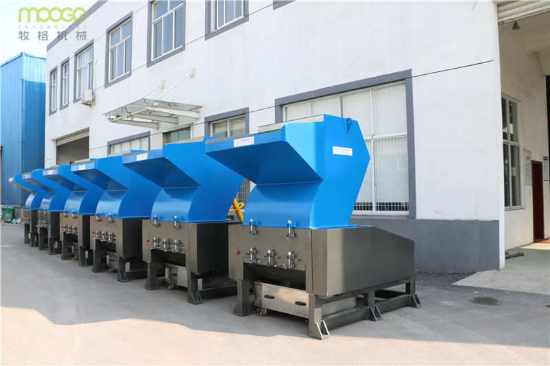 PP HDPE Waste Bottle Grinding Machine PE Crushing Economic