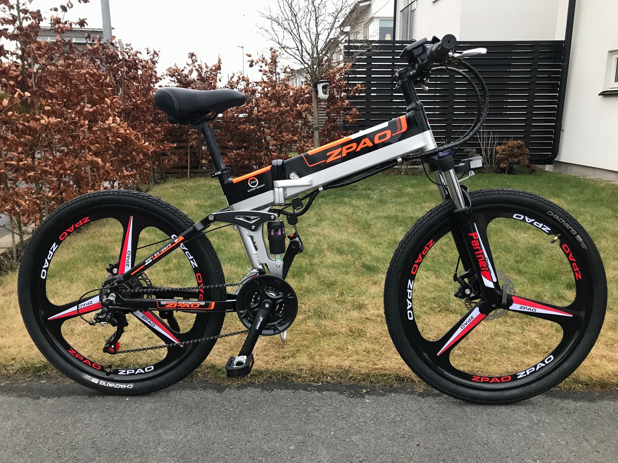 21 Speed Full Suspension Long Range Folding Electric Bike 26 Inch With Double Battery