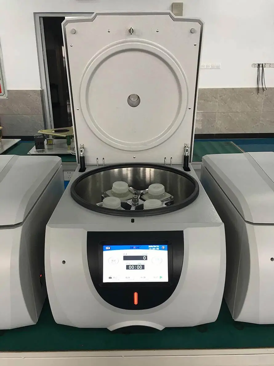 Clinical centrifuge LT53 with swing rotors blood centrifuge