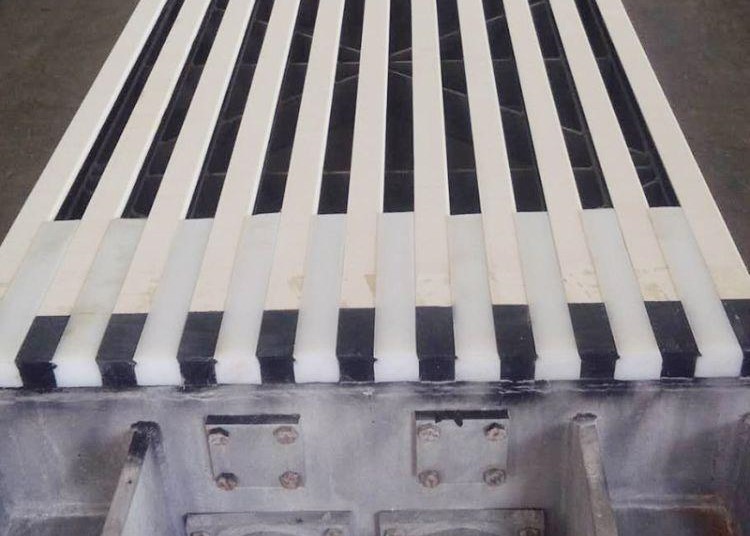 Ceramic Dewatering Elements Used In Fourdrinier Paper Making Machine