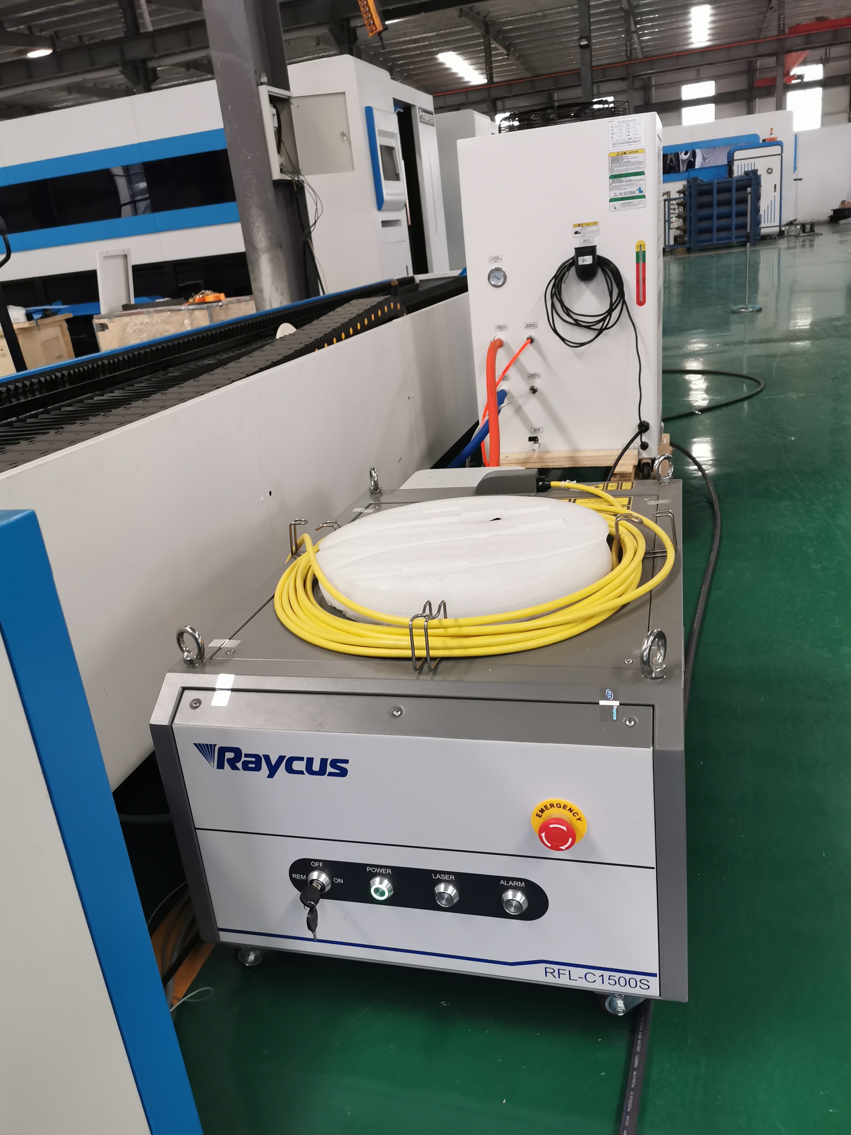 6m Tube CNC Cut Machine Laser Generator 1500W 7P Water Cooling