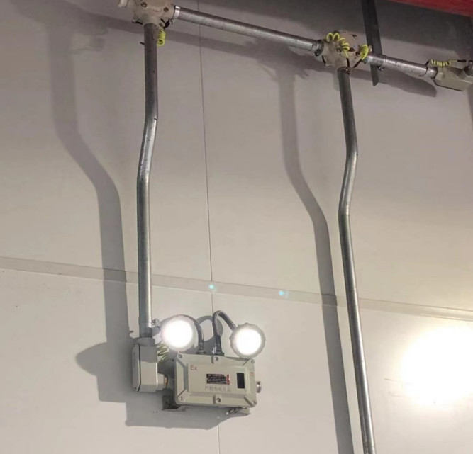2*3Watts 5500-6500K IP66 explosion proof emergency lights Zone 1, 2 & Zone 21, 22