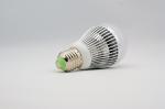 saving 80% money 50000hours smart 9w e27 led bulb lamp