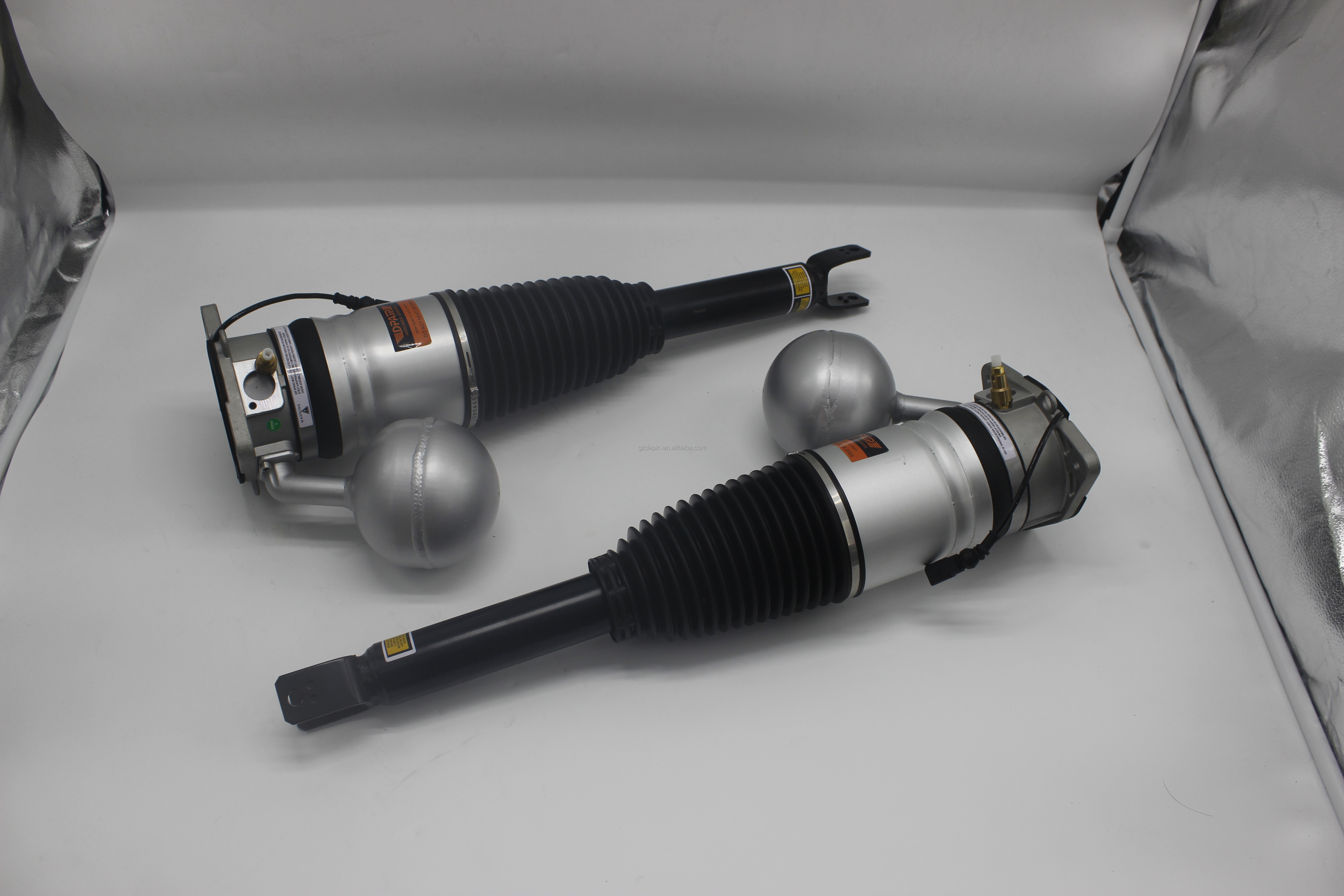 Rear Air Suspension Shock Absorber for Volkswagen Phaeton 3D0616001 3D0616002 19-218632