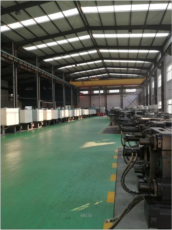 High Stability Hydraulic Injection Molding Machine For 1000 Liter Plastic Fish Farm Tank