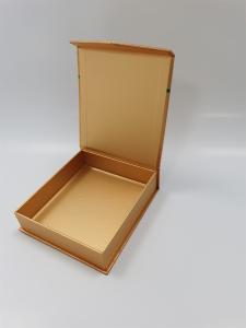 Quality Hot Stamping Retail Carton Rectangle Gift Paper Packaging Box FSC wholesale