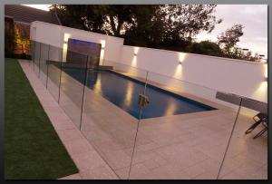 Quality Tempered Swimming Pool Glass Fencing , Glass Deck Fencing Blue wholesale