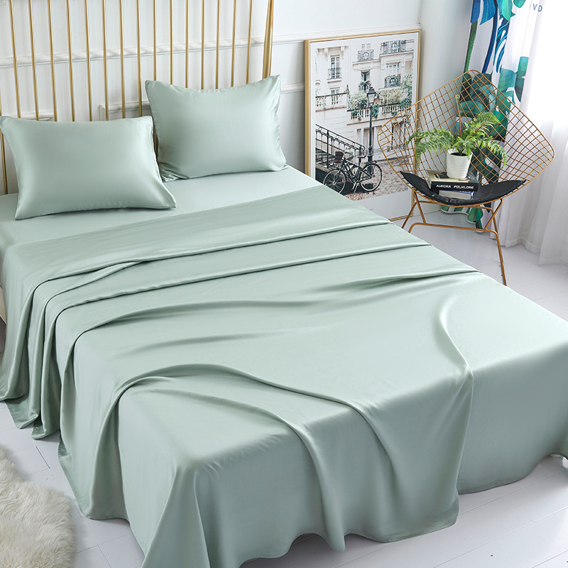 All-Season Solid Pattern King Size Microfiber Hotel Bedding Sets at Reador for Hotels