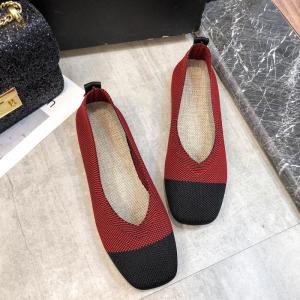 Quality Wholesale Lightweight Knit Woven Shoes 2021 Breathable Flat Shoes For Women New Styles wholesale