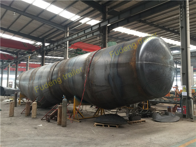 V / W Type 30 Ton To 80 Ton Cement Silo Trailer / 3 Axles Bulk Tank Truck