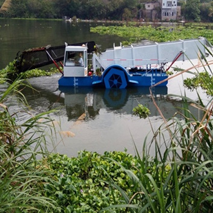 aquatic water hyacinth harvester, trasn skimmer boat