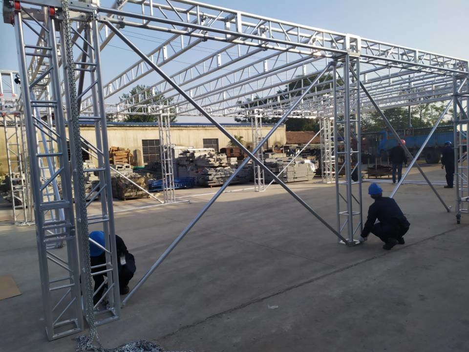 Anti Rust Aluminium Scaffolding Ladder Lighting Stage Truss For Stage Construction