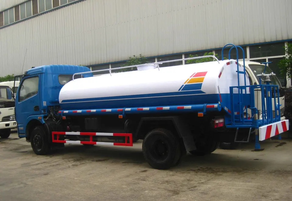 Manual Transmission 5000L Municipal Sanitary 4x2 Water Tank Truck with Customized Design