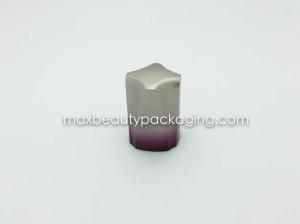 Quality N2058 uv coating finish nail polish cap nail polish packaging double cap plastic nail polish cap flat brush wholesale