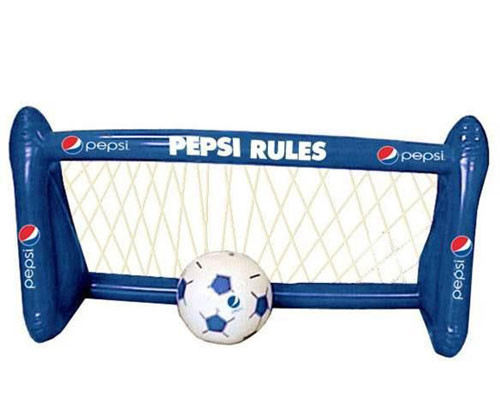 Inflatable football player for sale,inflatable football gate for kids fun,inflatable football toss game
