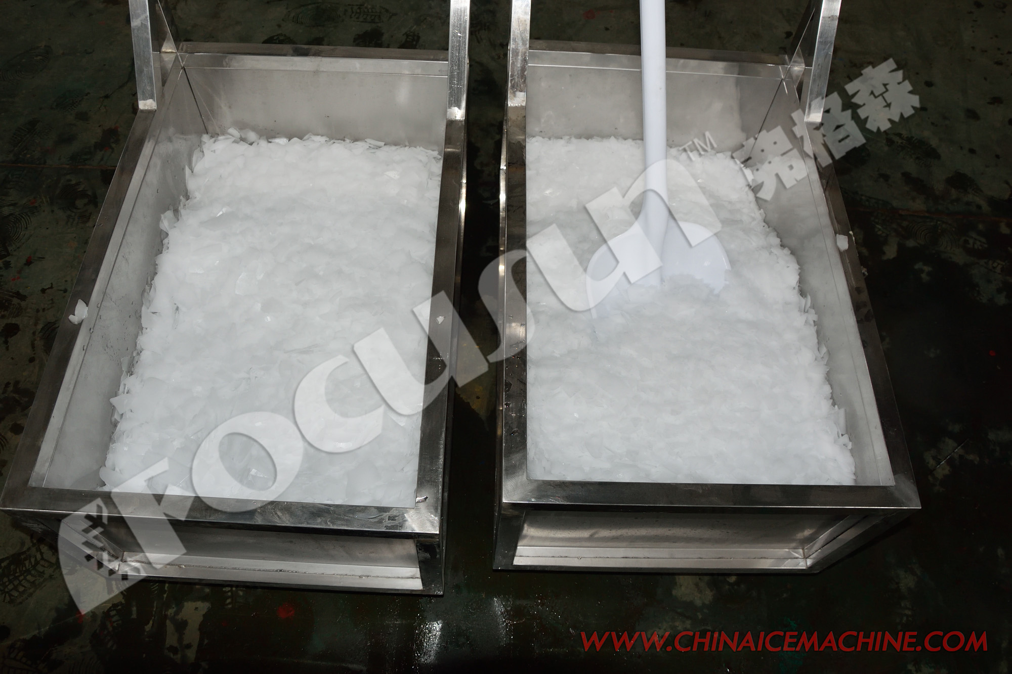 2022 Focusun 30 Ton Sea Midium Air Flake Ice Making Machine with Stainless Steel 304