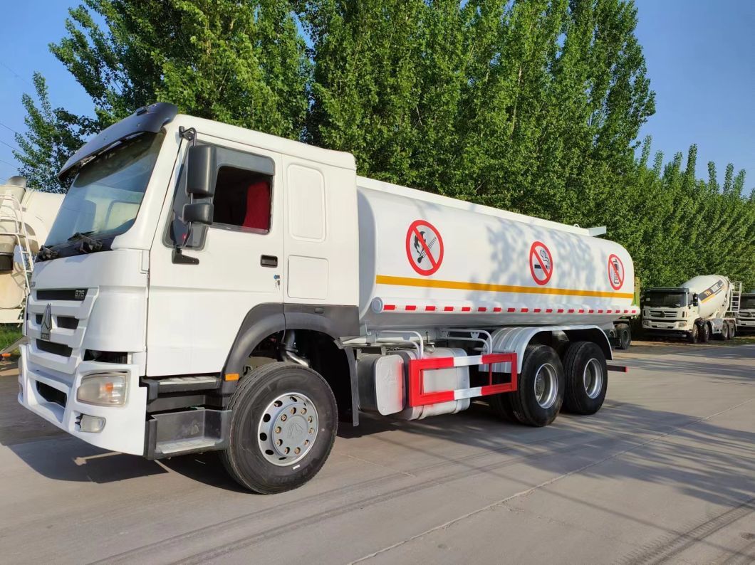 HOWO 6X4 20 28cbm 20000 Liters 6000 Gallon 371HP Fuel Dispenser Tank Truck Oil Fuel Tanker Truck for Sale