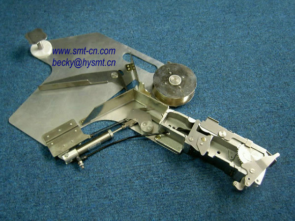 YAMAHA FEEDER CL32mm KW1-M5500-015 feeder