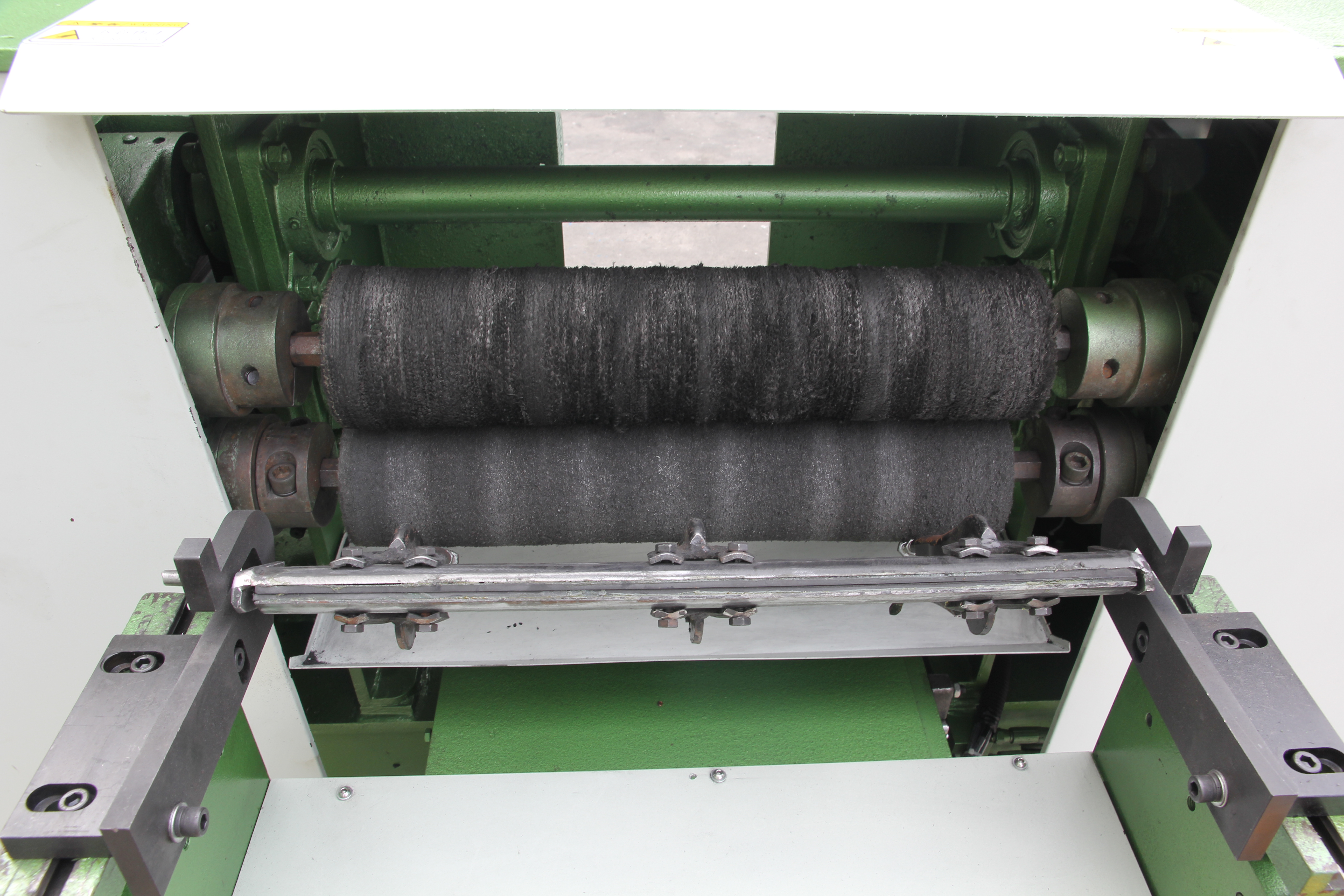 Stainless Steel Cutlery Polishing Machine For Forks And Spoons Grinding Buffing