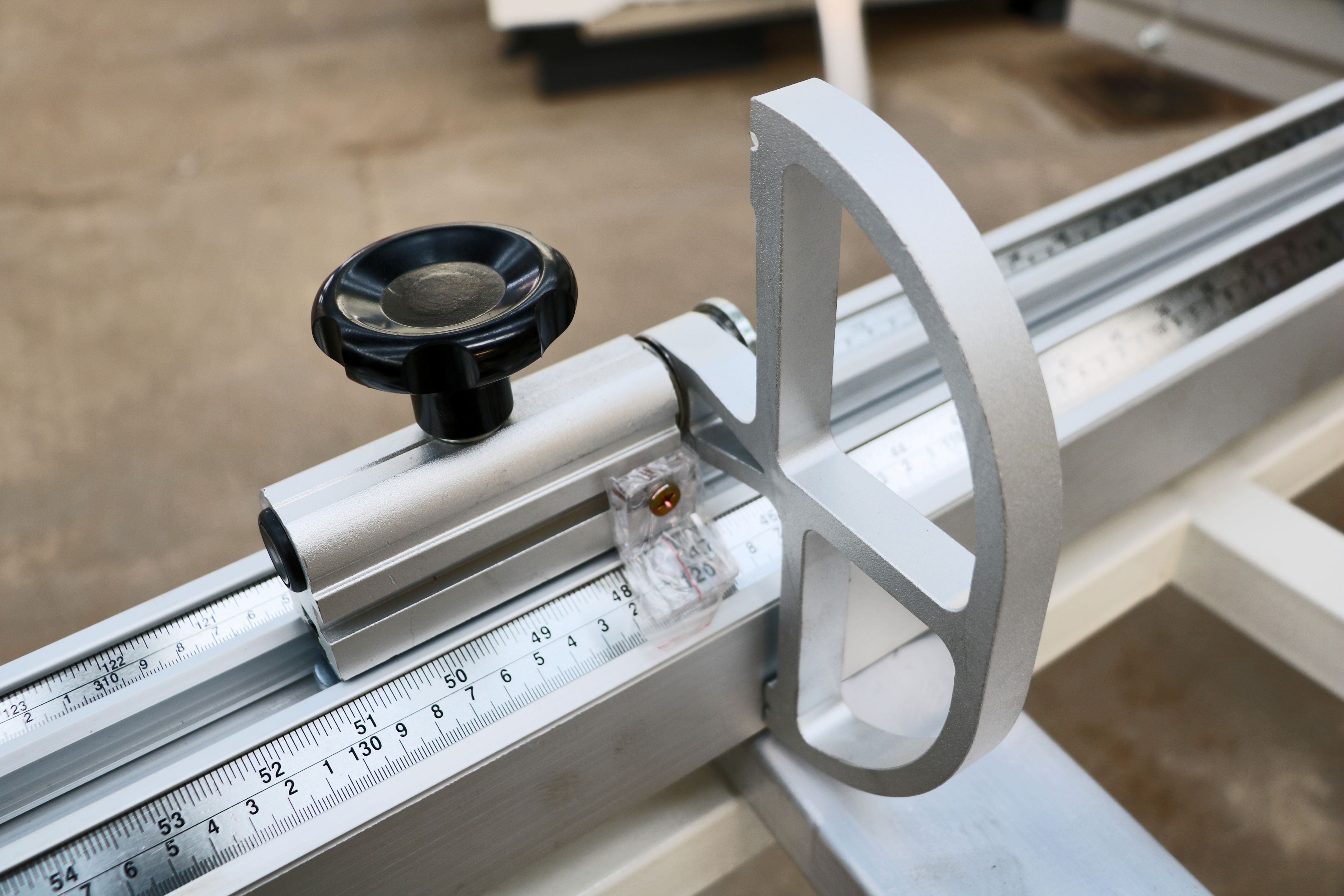 Woodworking Machine with Customized Voltage Qingdao Precision Sliding Table Panel Saw
