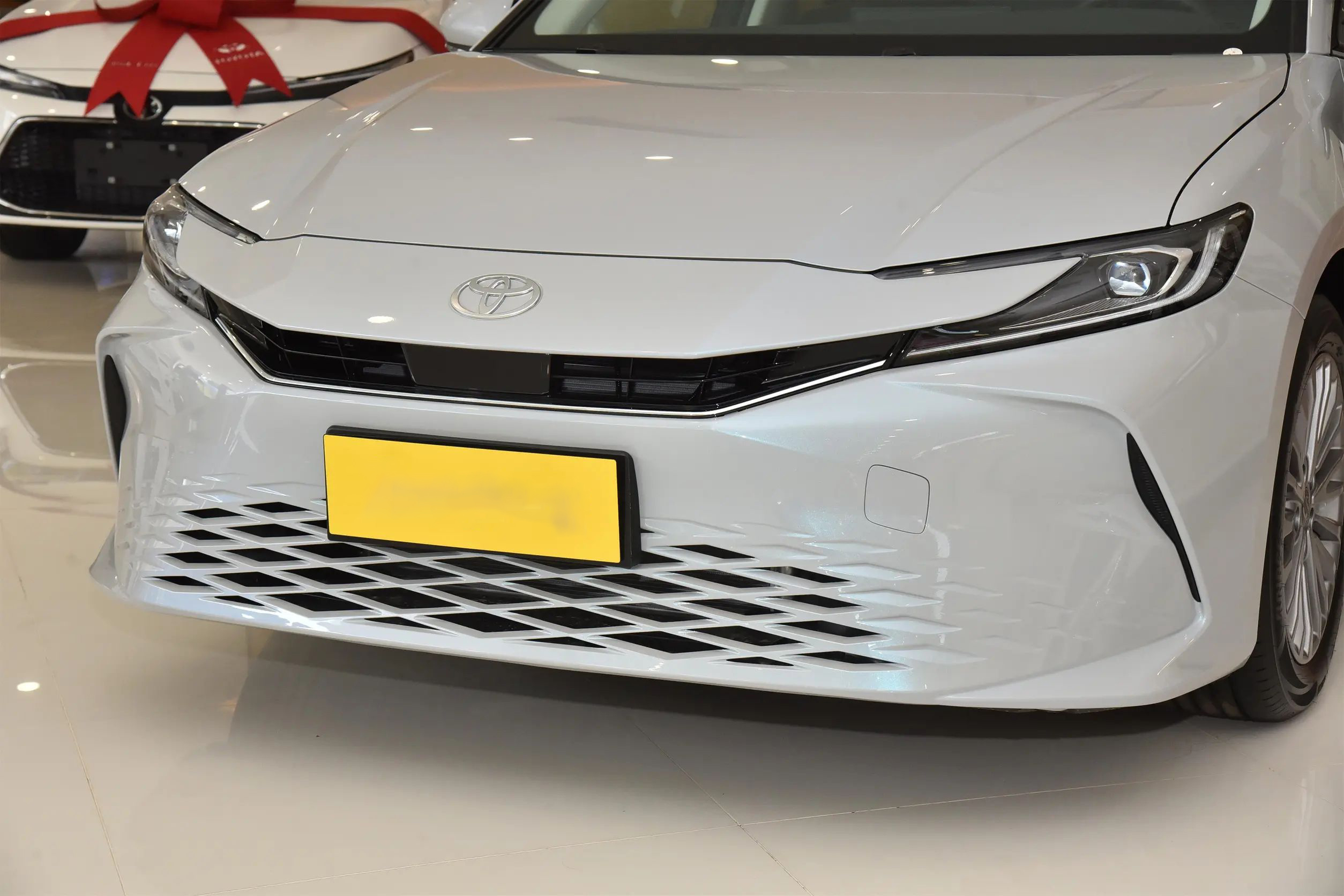 2024 Toyota Camry Sedan Elite Edition High Speed Gasoline Car 4-door 5-seater Body Structure