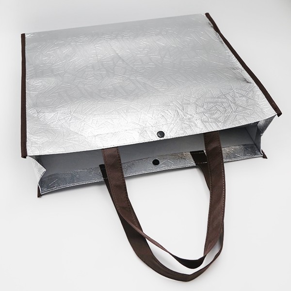 100gsmSilver color black handle Aluminum film Non Woven Tote Shopping Bag with fastener