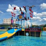 3-18 Years Old Water Park Pirate Ship Playground Water Park Facility OEM