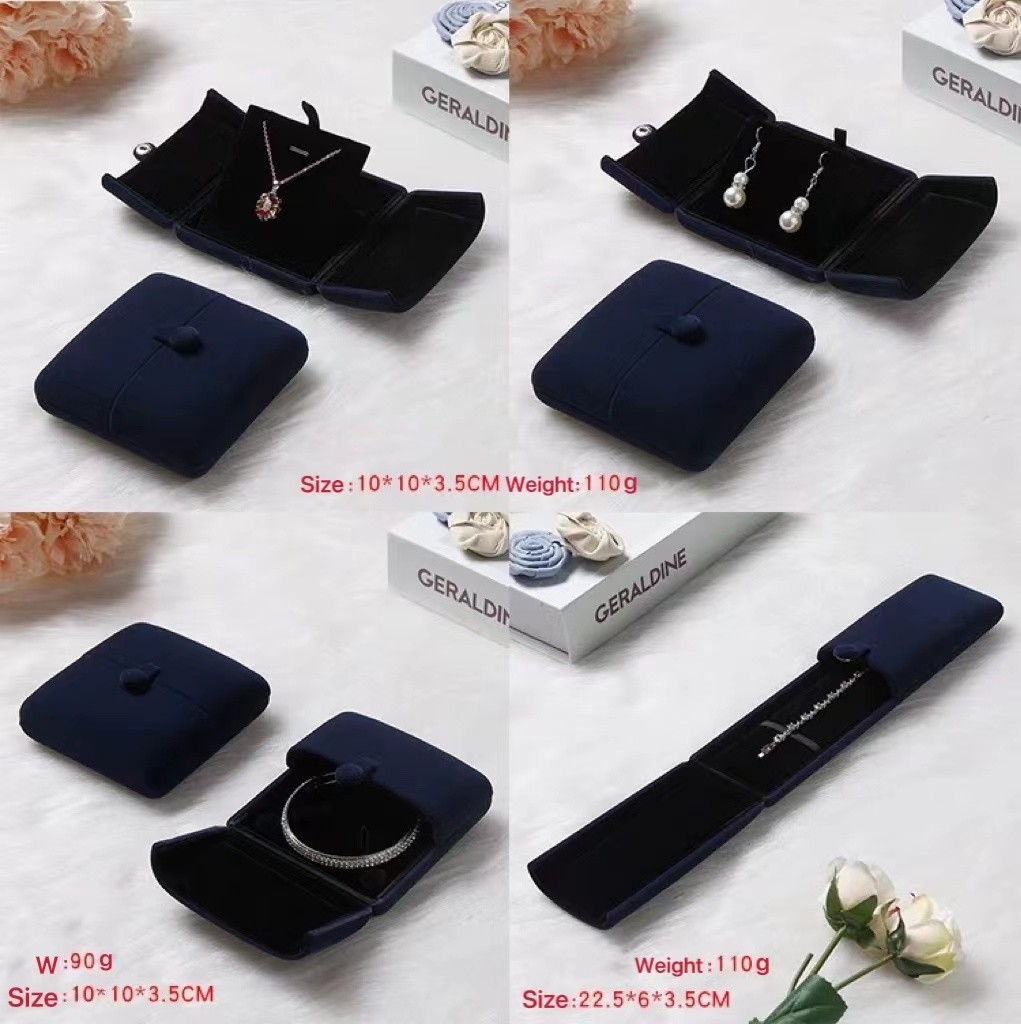 Pendant Necklace Paper Jewellery Packaging 10x10x3.5cm Velvet Engagement Ring Box