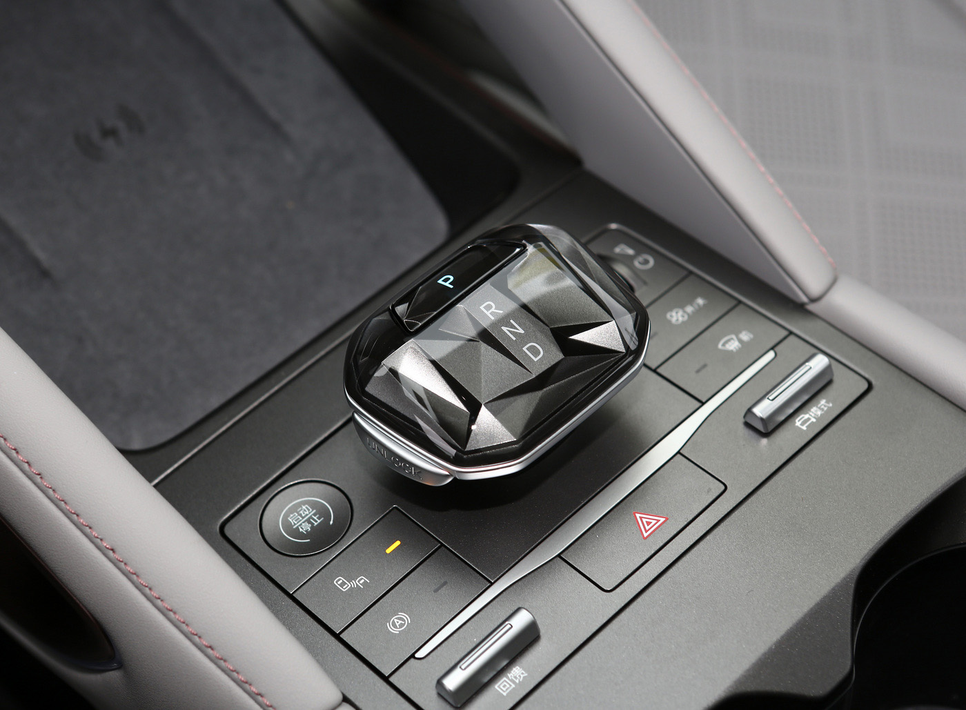 401km Long Life Blade Battery Left Drive 2024 BYD Yuan EV Car with Fashionable Design and Top Speed of 150KM/h