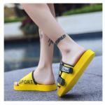 Fashion Breathable Mens Sports Slippers Adjustable Closure Free Sample
