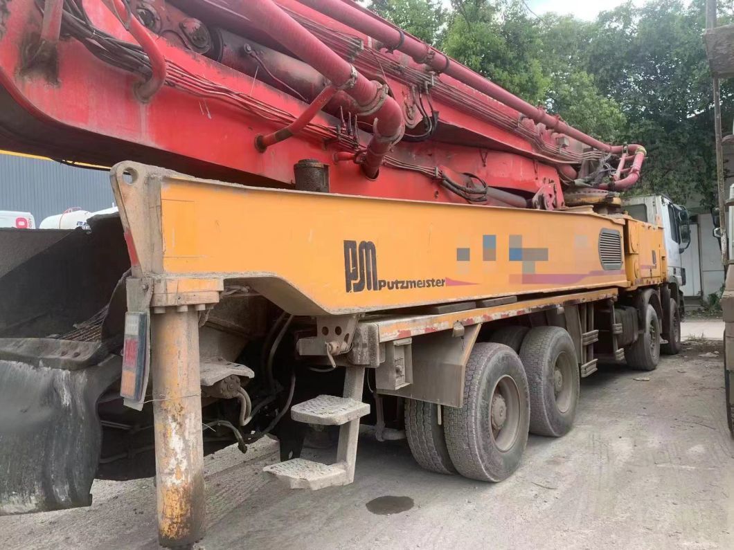 World Top Brand 2013 Putzmeister 53m Truck Pump Concrete Pump 6 Section Boom on Mercedes-Benz Truck Sell at Perfect Original Condition